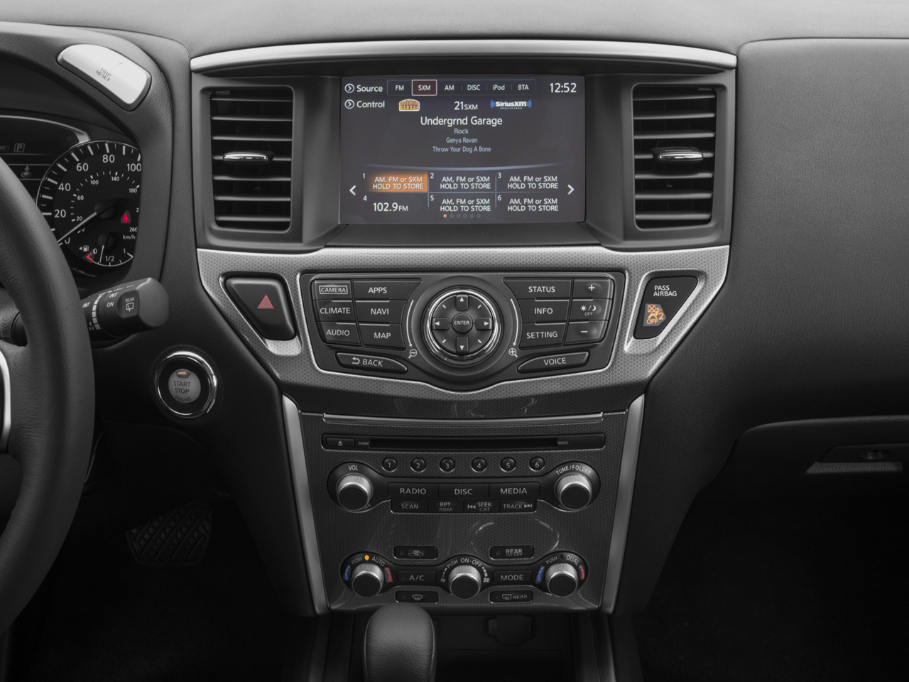 2018 Nissan Pathfinder SL