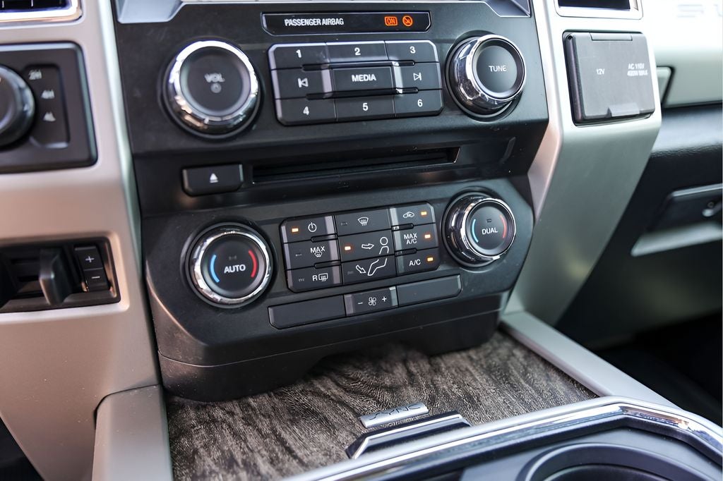 2017 Ford F-250SD Lariat