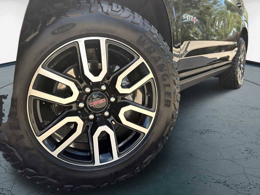 2023 GMC Yukon AT4
