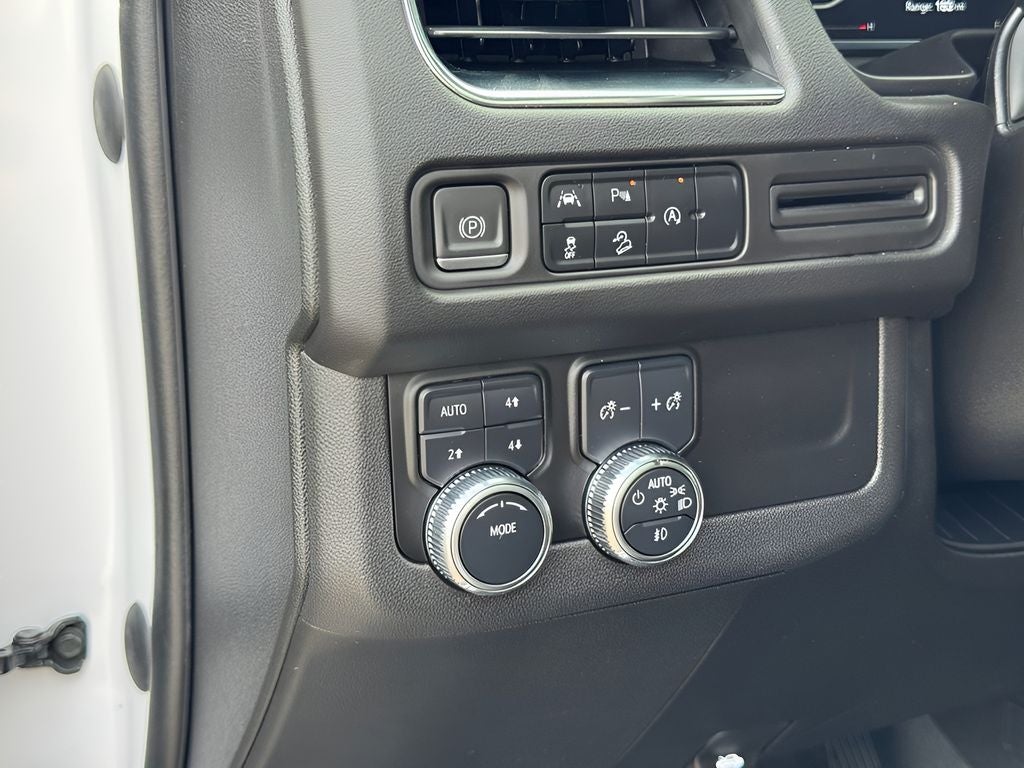 2023 GMC Yukon AT4