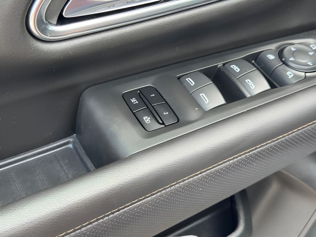 2023 GMC Yukon AT4
