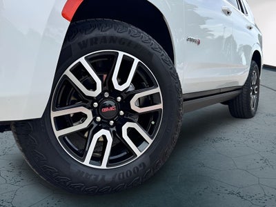 2023 GMC Yukon AT4