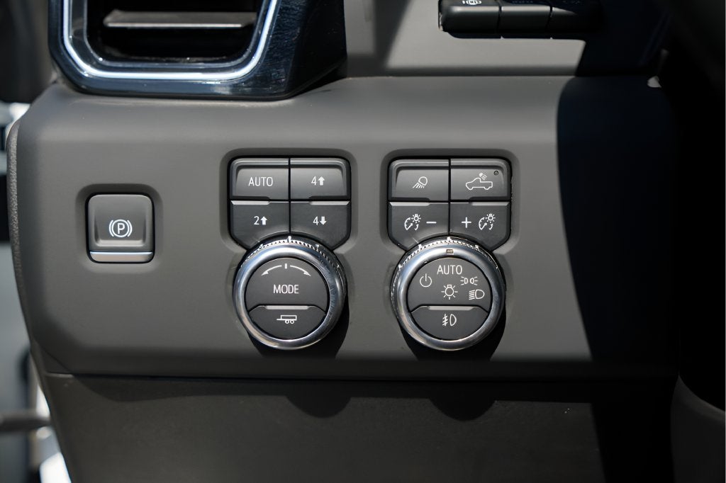 2024 GMC Sierra 3500HD Denali Ultimate