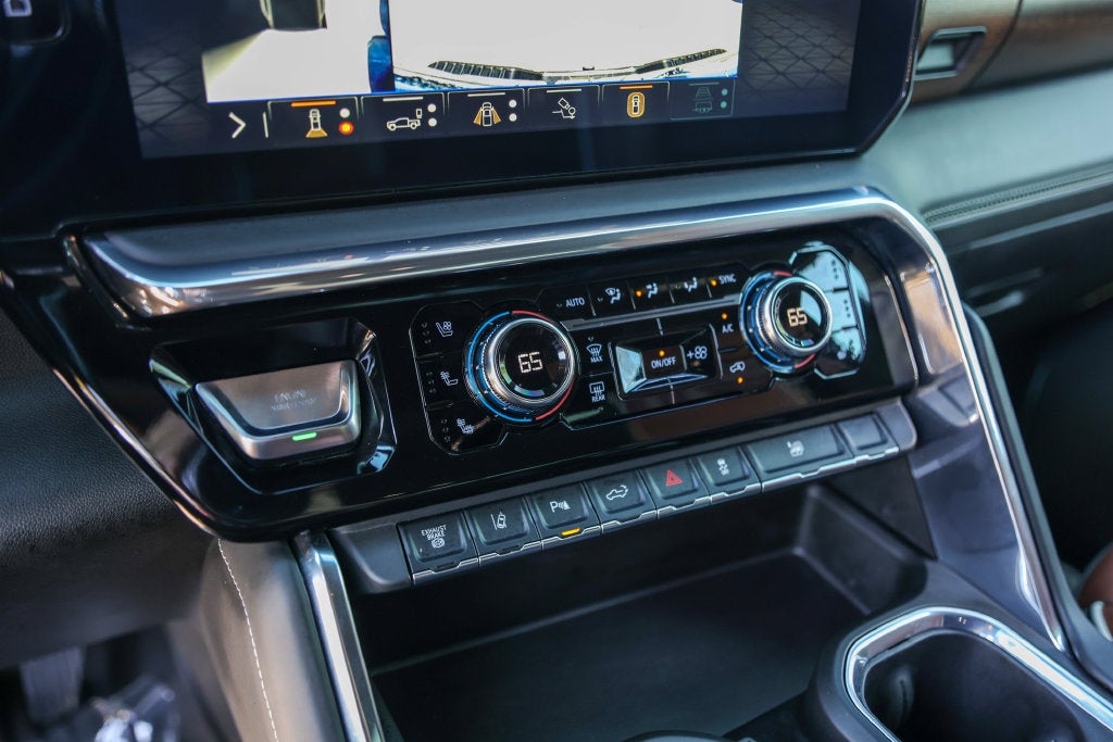 2025 GMC Sierra 3500HD Denali Ultimate