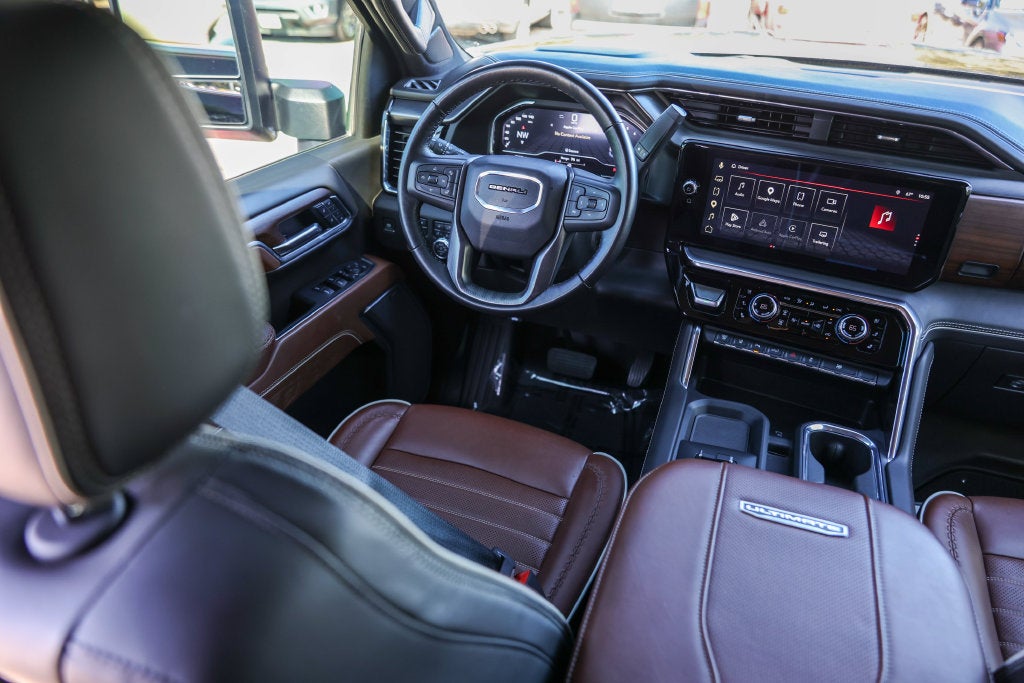 2025 GMC Sierra 3500HD Denali Ultimate