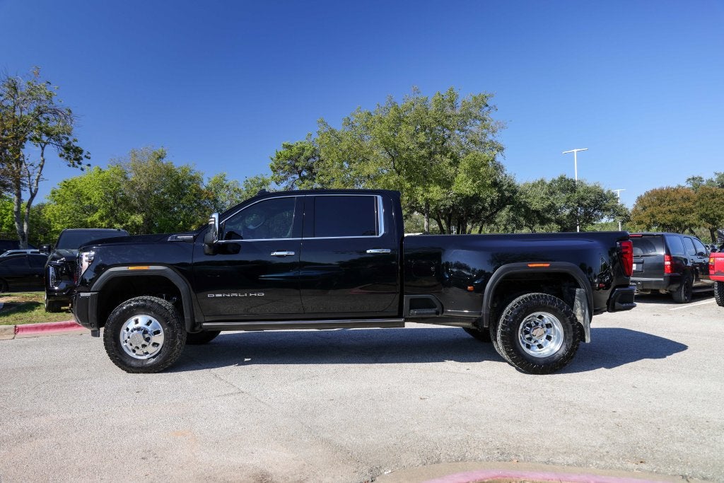 2025 GMC Sierra 3500HD Denali Ultimate