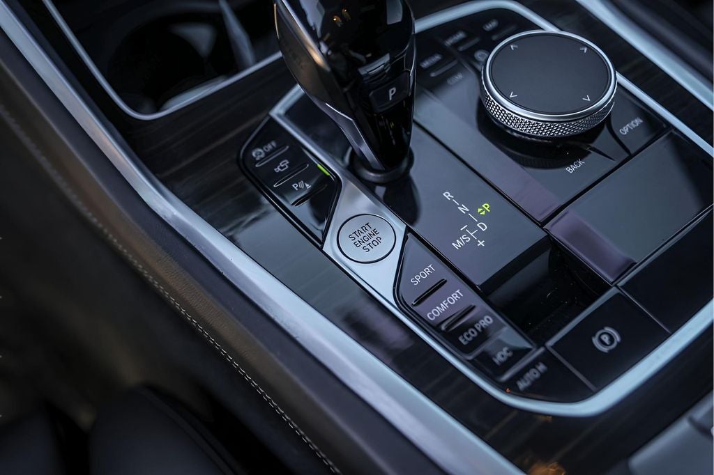 2023 BMW X6 xDrive40i
