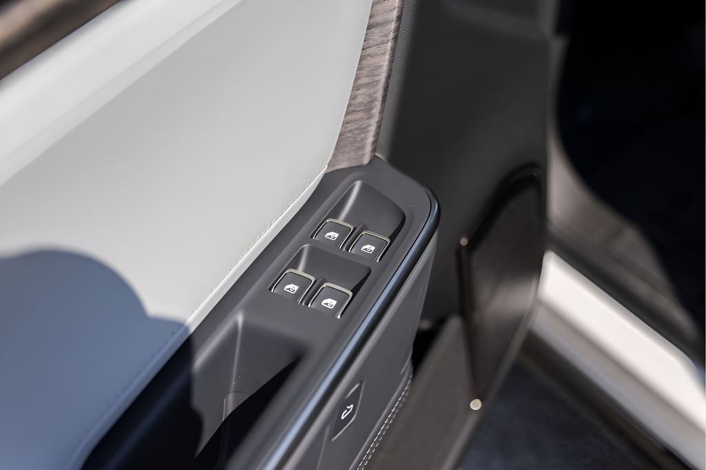 2026 Rivian R1T Dual Motor Standard Pack