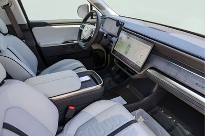 2026 Rivian R1T Dual Motor Standard Pack