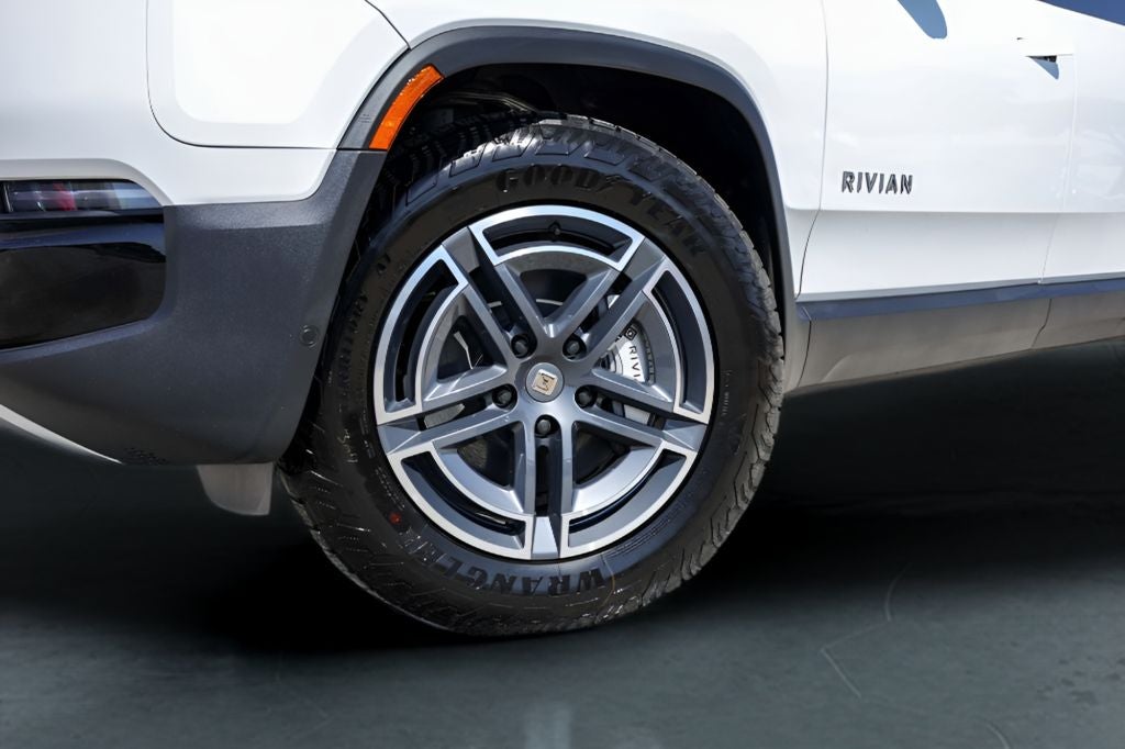 2026 Rivian R1T Dual Motor Standard Pack