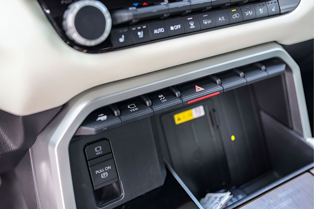 2023 Toyota Sequoia Capstone