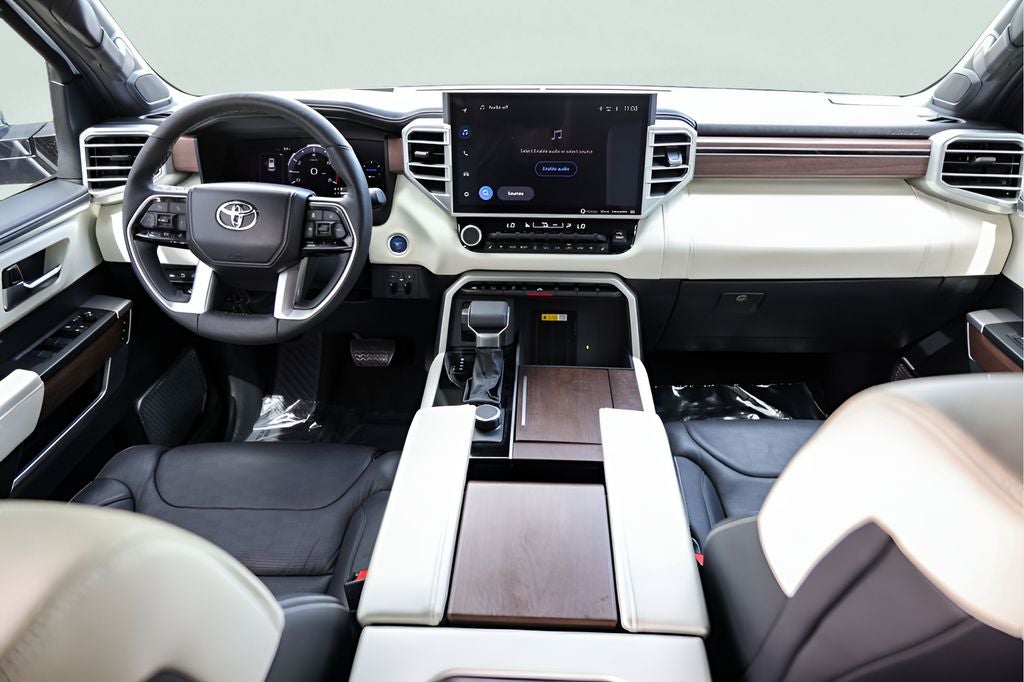 2023 Toyota Sequoia Capstone