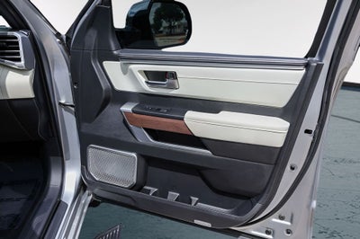 2023 Toyota Sequoia Capstone