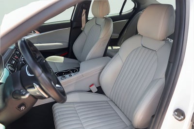 2022 Genesis G70 2.0T