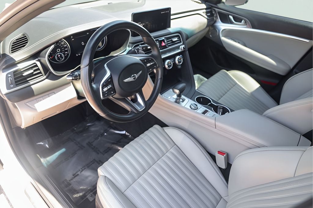 2022 Genesis G70 2.0T