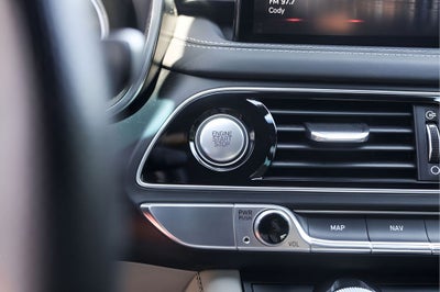 2022 Genesis G70 2.0T