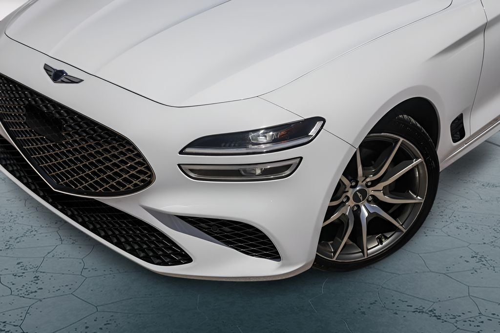 2022 Genesis G70 2.0T
