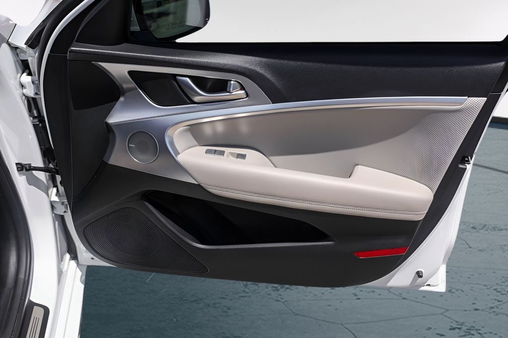 2022 Genesis G70 2.0T