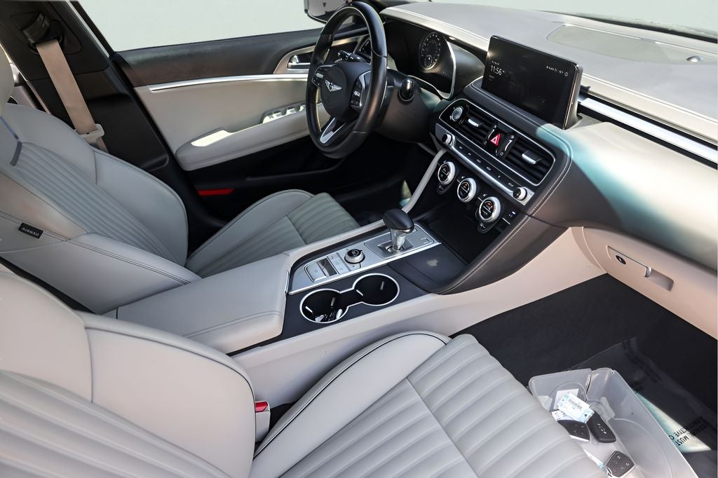 2022 Genesis G70 2.0T