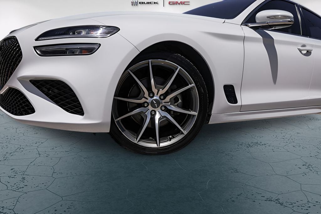 2022 Genesis G70 2.0T