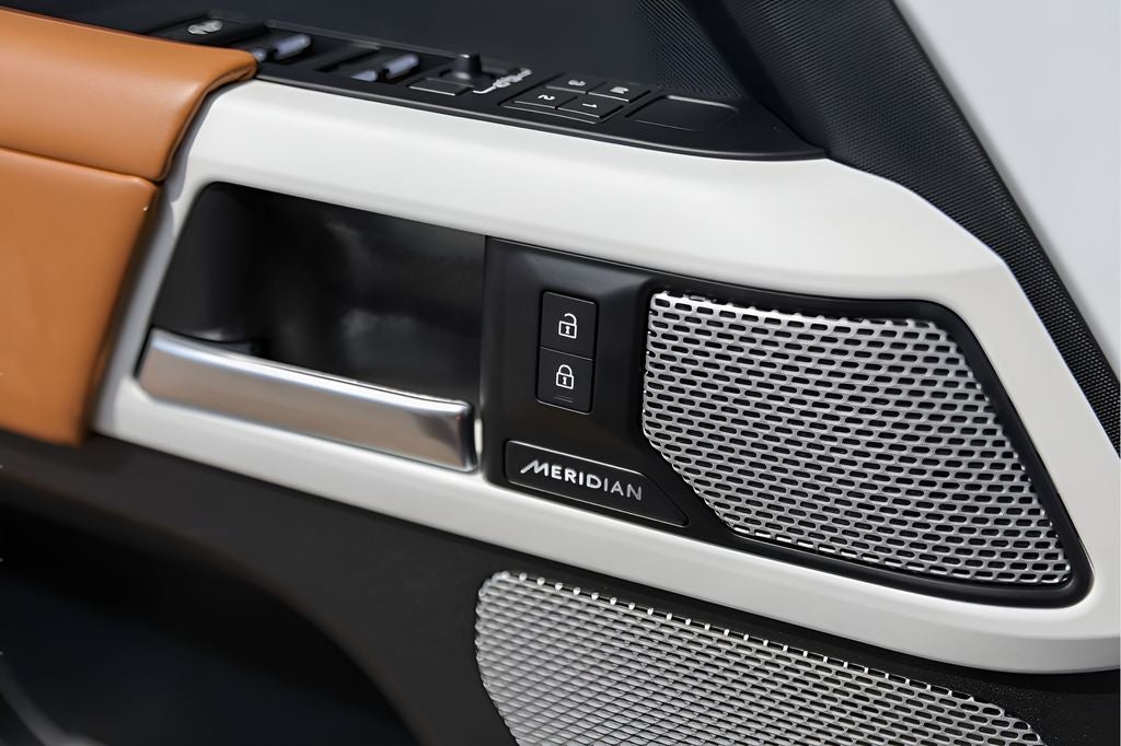 2024 Land Rover Defender 130 S
