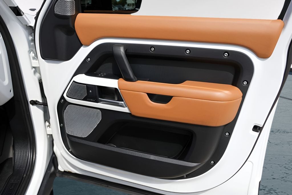 2024 Land Rover Defender 130 S