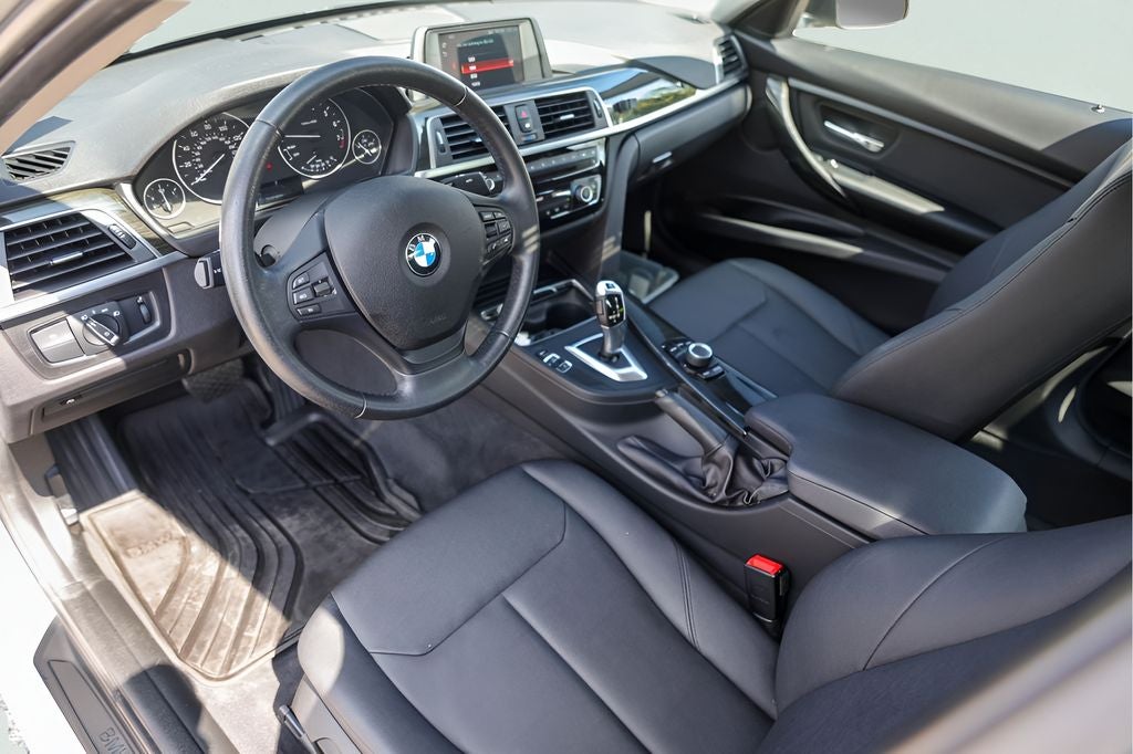 2018 BMW 3 Series 320i xDrive
