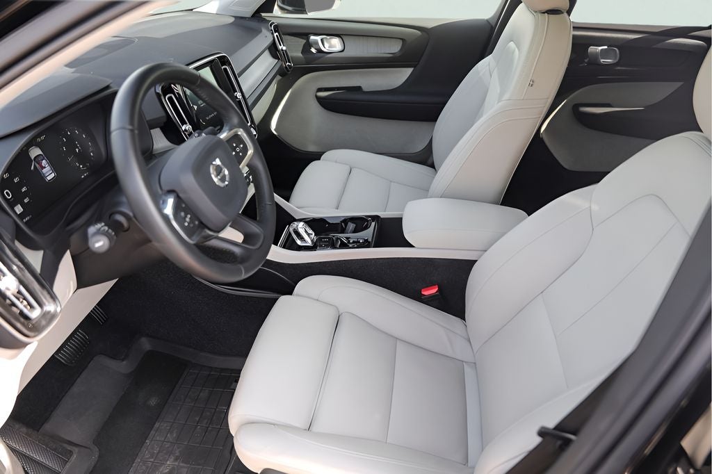 2020 Volvo XC40 T5 Inscription
