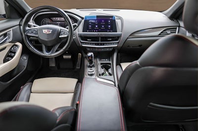 2022 Cadillac CT5 Sport