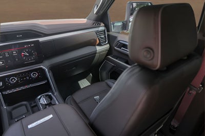 2024 GMC Sierra 3500HD Denali DRW