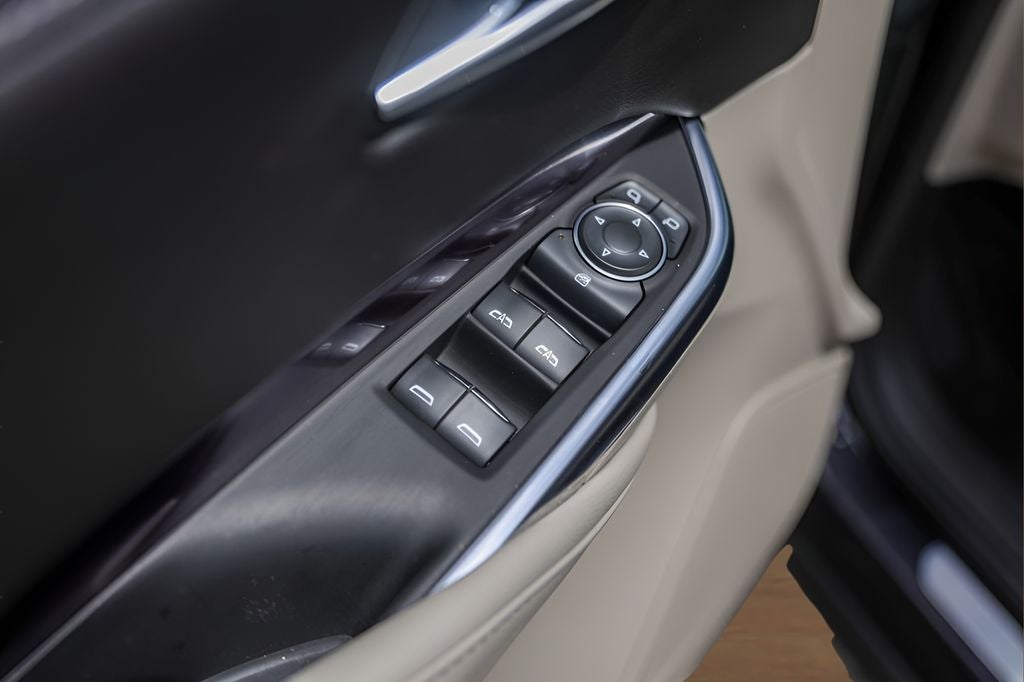 2022 Cadillac XT4 Luxury