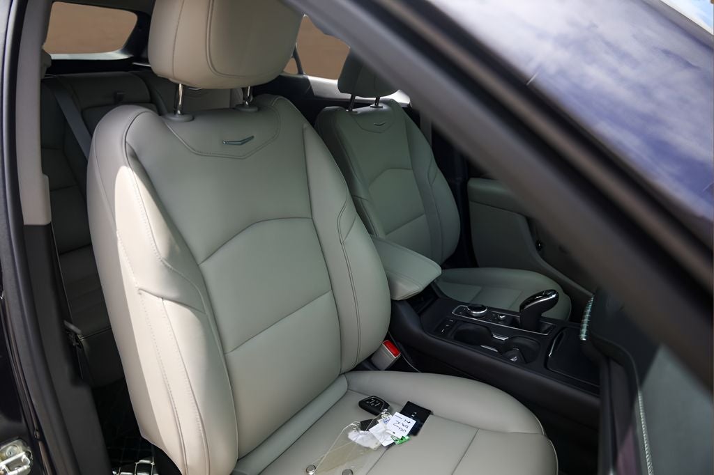 2022 Cadillac XT4 Luxury