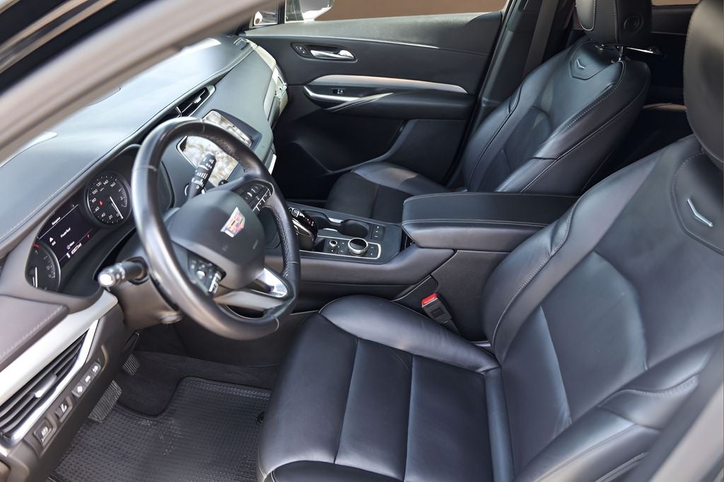 2020 Cadillac XT4 Premium Luxury