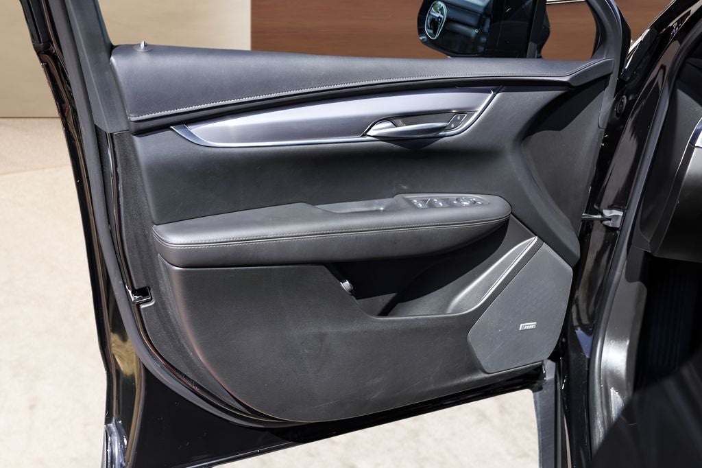 2024 Cadillac XT5 Luxury