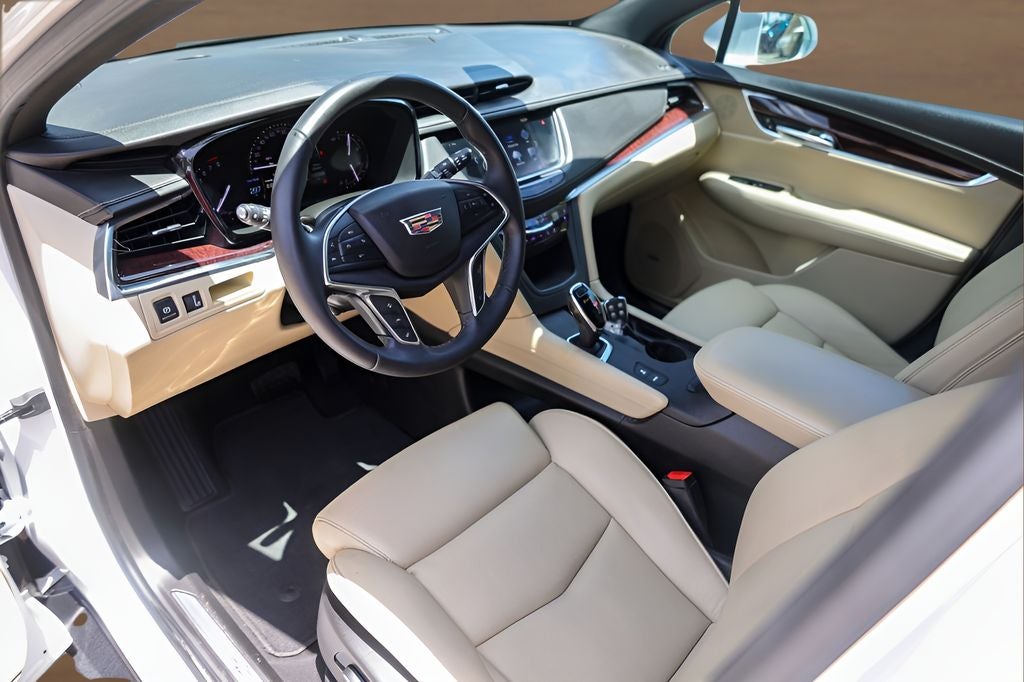 2017 Cadillac XT5 Premium Luxury