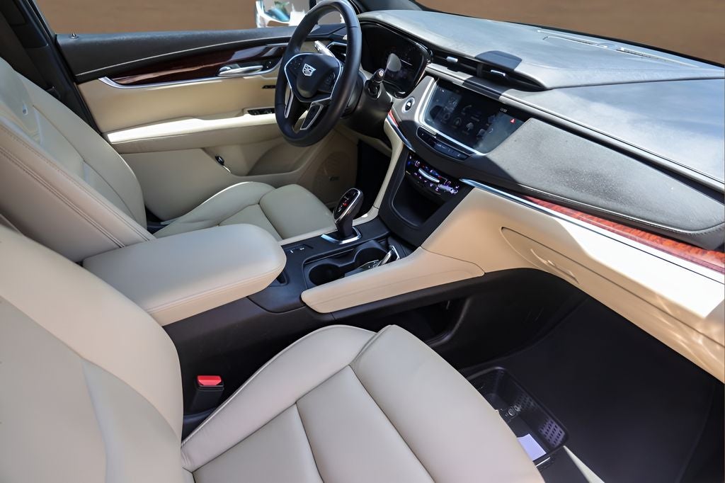 2017 Cadillac XT5 Premium Luxury