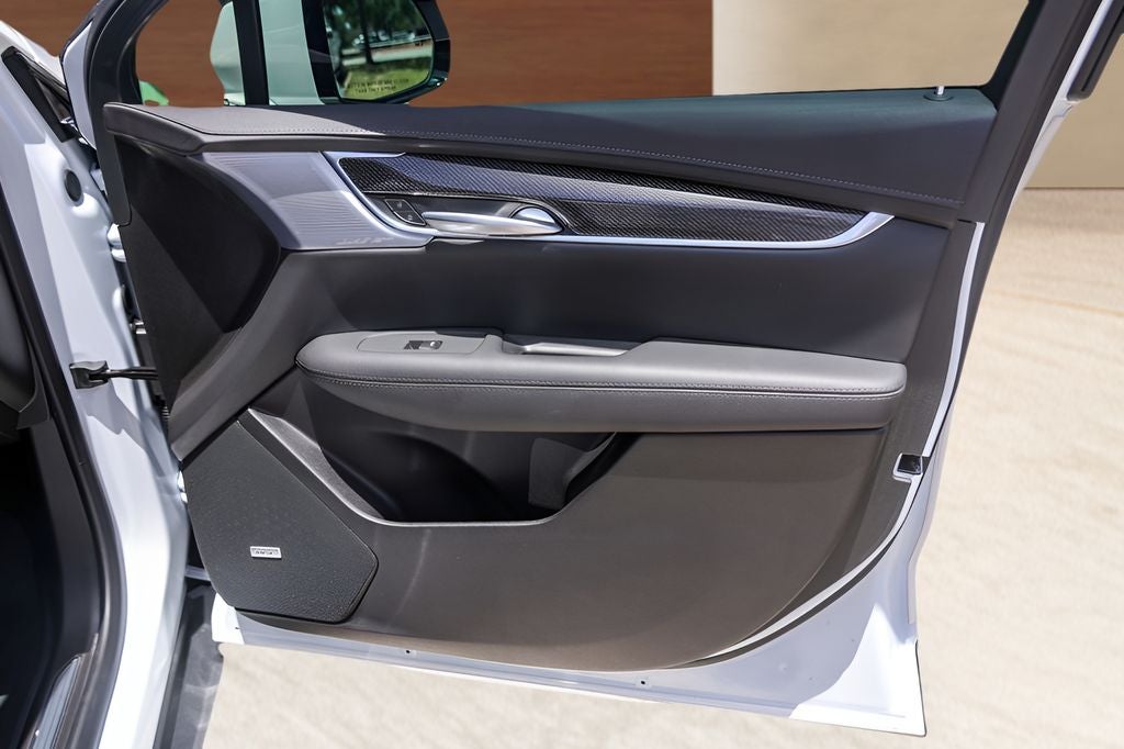 2026 Cadillac XT5 Sport