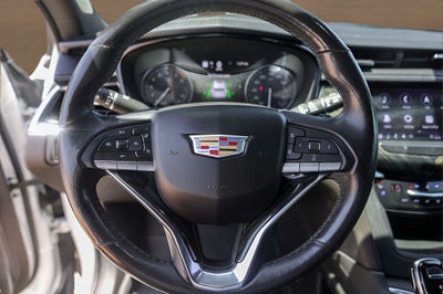 2021 Cadillac XT6 Premium Luxury