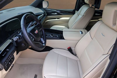 2024 Cadillac Escalade ESV Premium