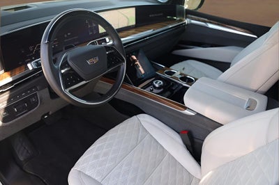2025 Cadillac Escalade ESV Premium Luxury Platinum