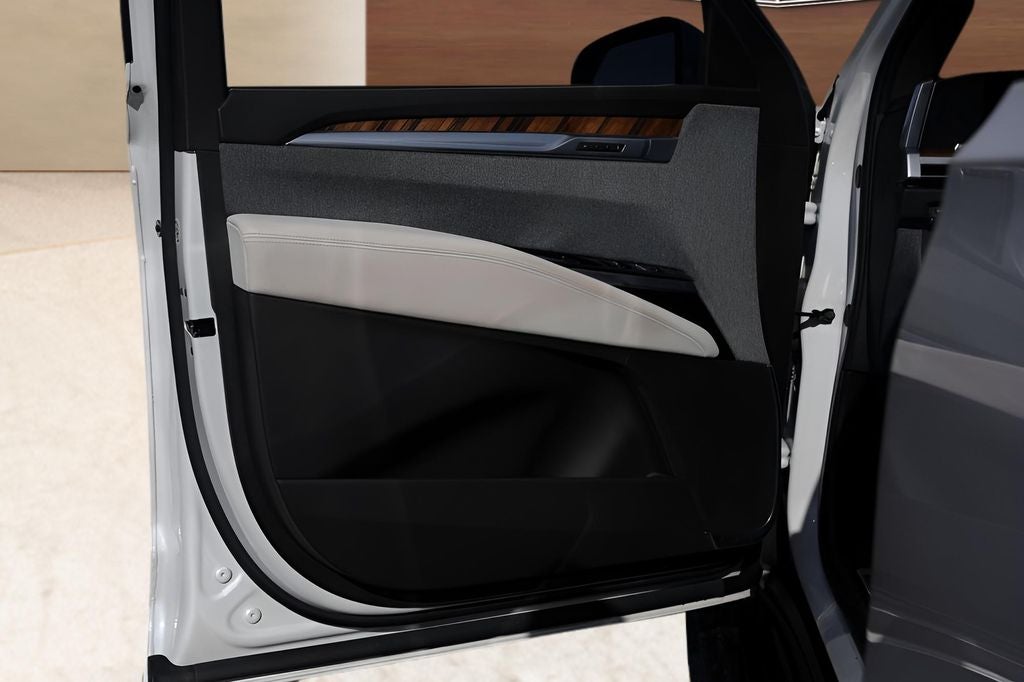 2025 Cadillac Escalade ESV Premium Luxury Platinum