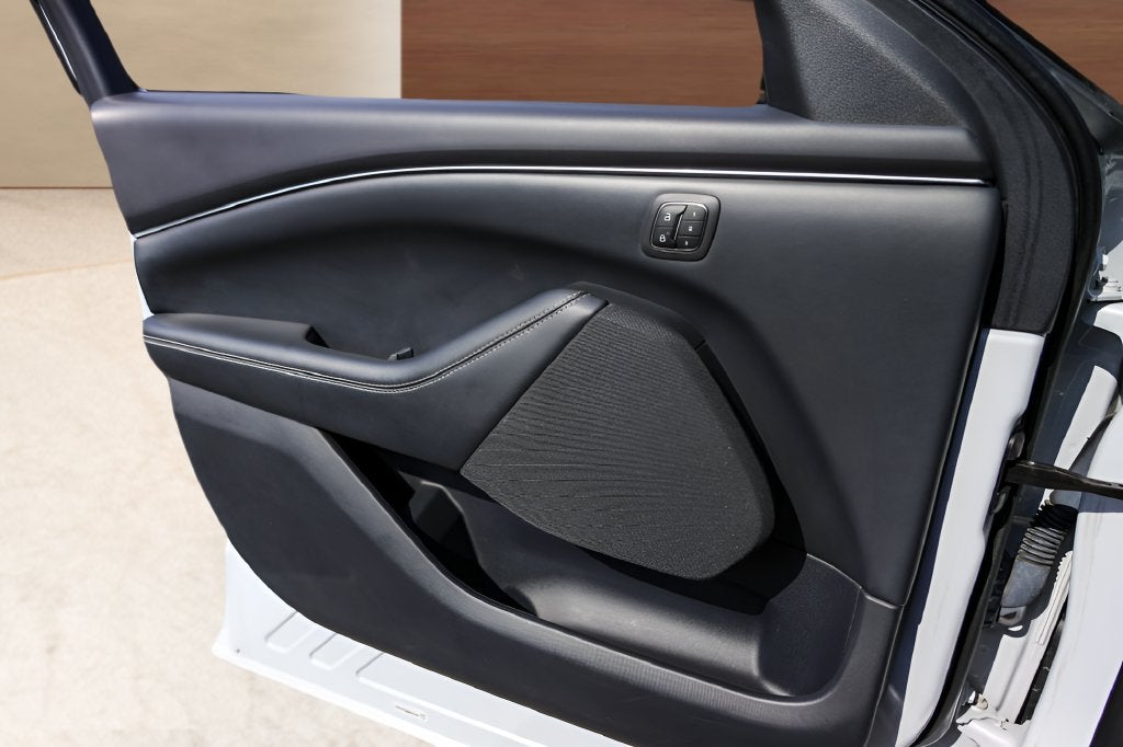 2021 Ford Mustang Mach-E California Route 1