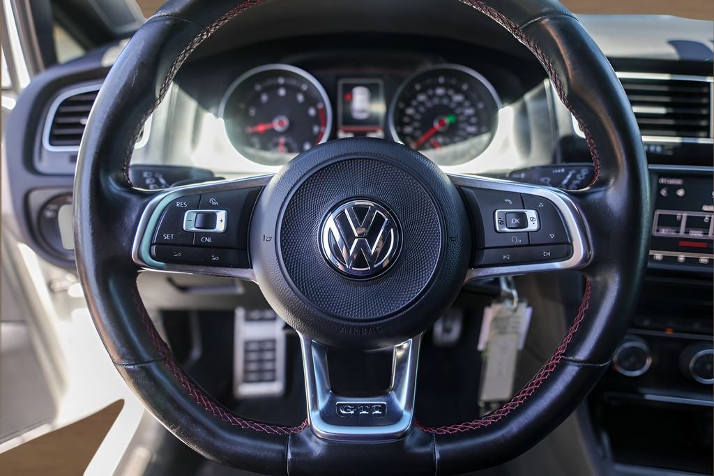 2017 Volkswagen Golf GTI S