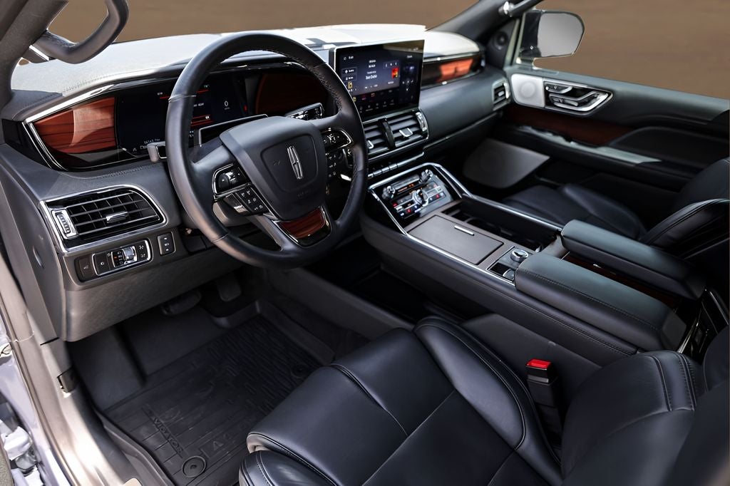 2023 Lincoln Navigator L Reserve