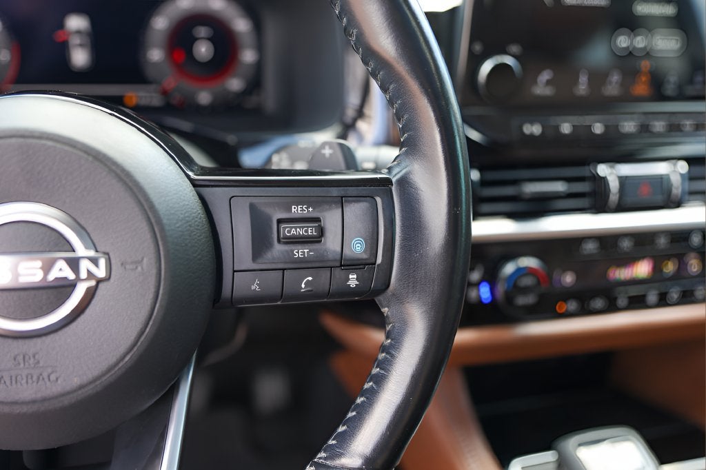 2022 Nissan Pathfinder Platinum