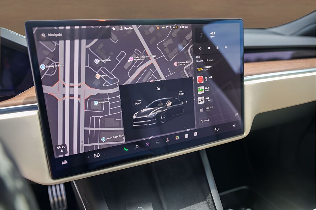 2022 Tesla Model S Base