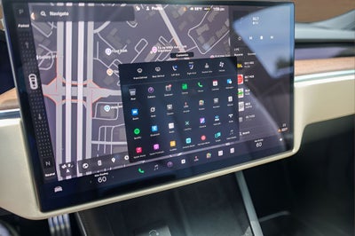 2022 Tesla Model S Base