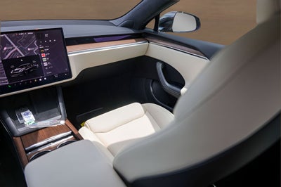 2022 Tesla Model S Base