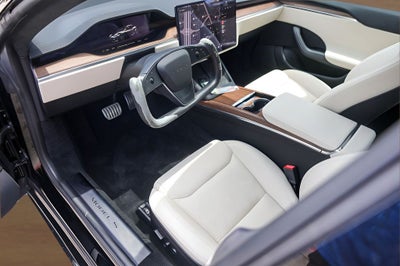 2022 Tesla Model S Base