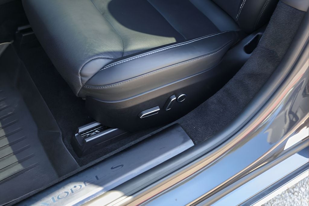 2024 Tesla Model S Plaid